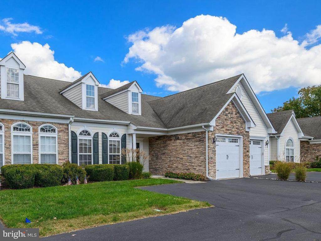 5 Blue Stream Lane - Photo 1