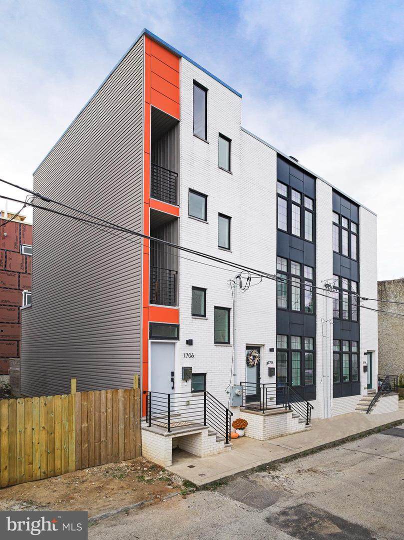 1706 Orianna Street - Photo 1