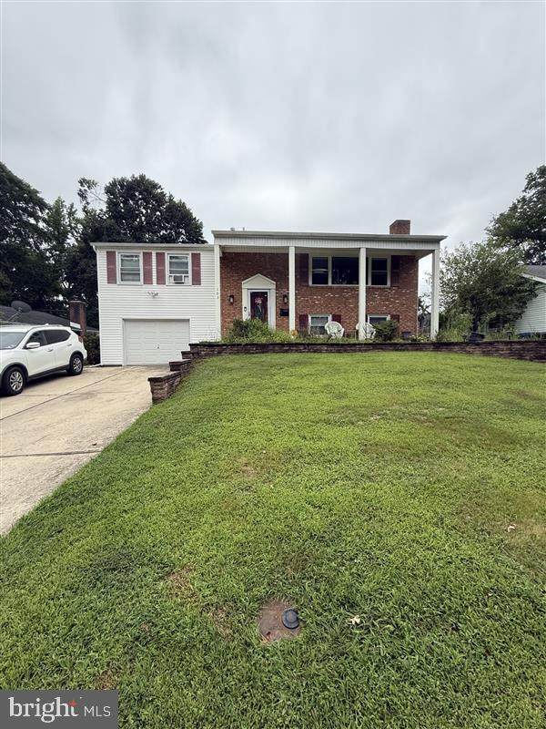 103 Niagara Lane - Photo 1