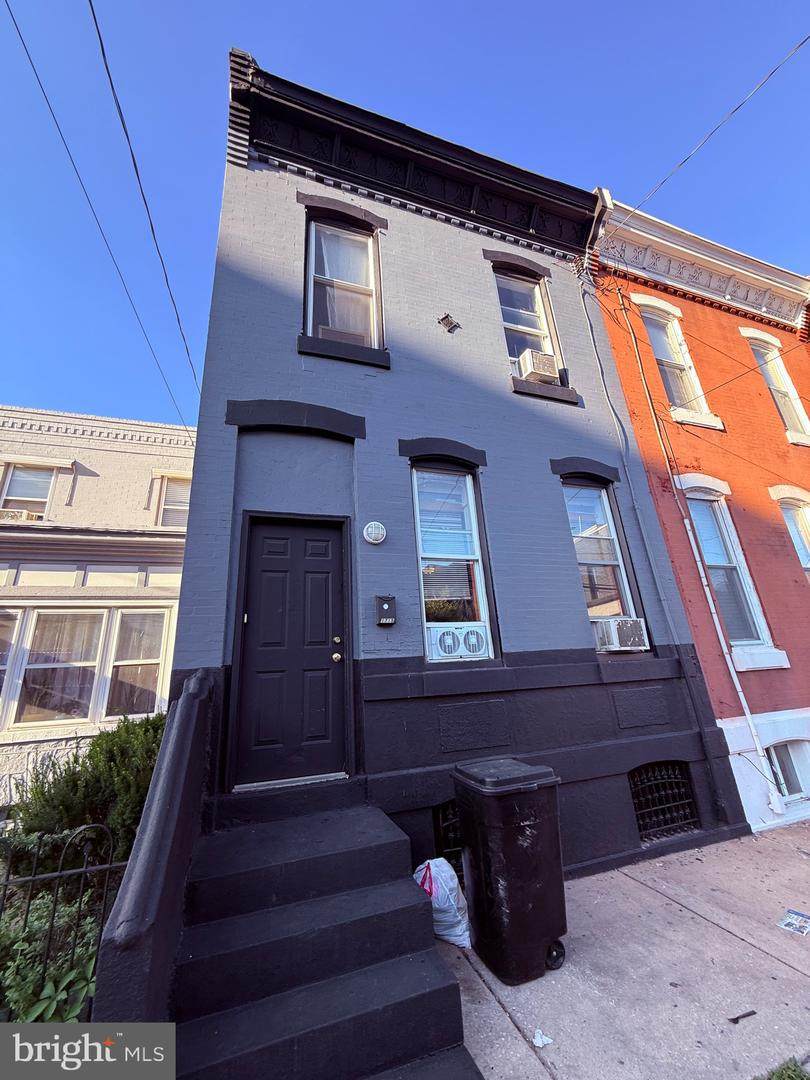 1715 Wharton Street - Photo 1