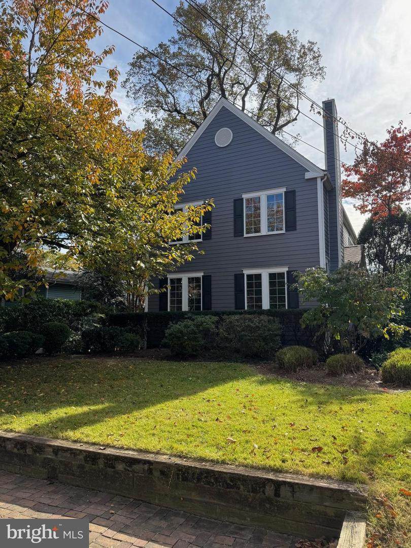 4920 Butterworth Place - Photo 1