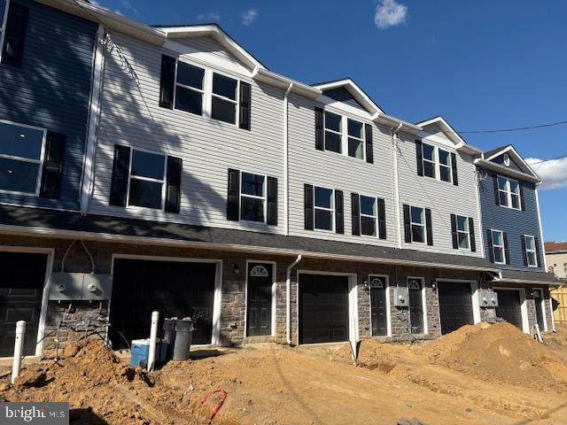 1401 B Brown Street - Photo 1