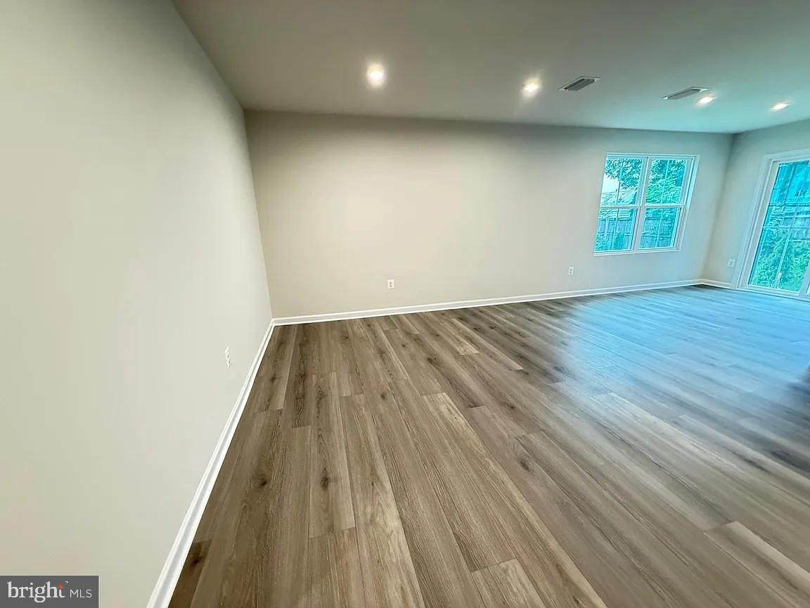 622 Laurel Wood Circle - Photo 1