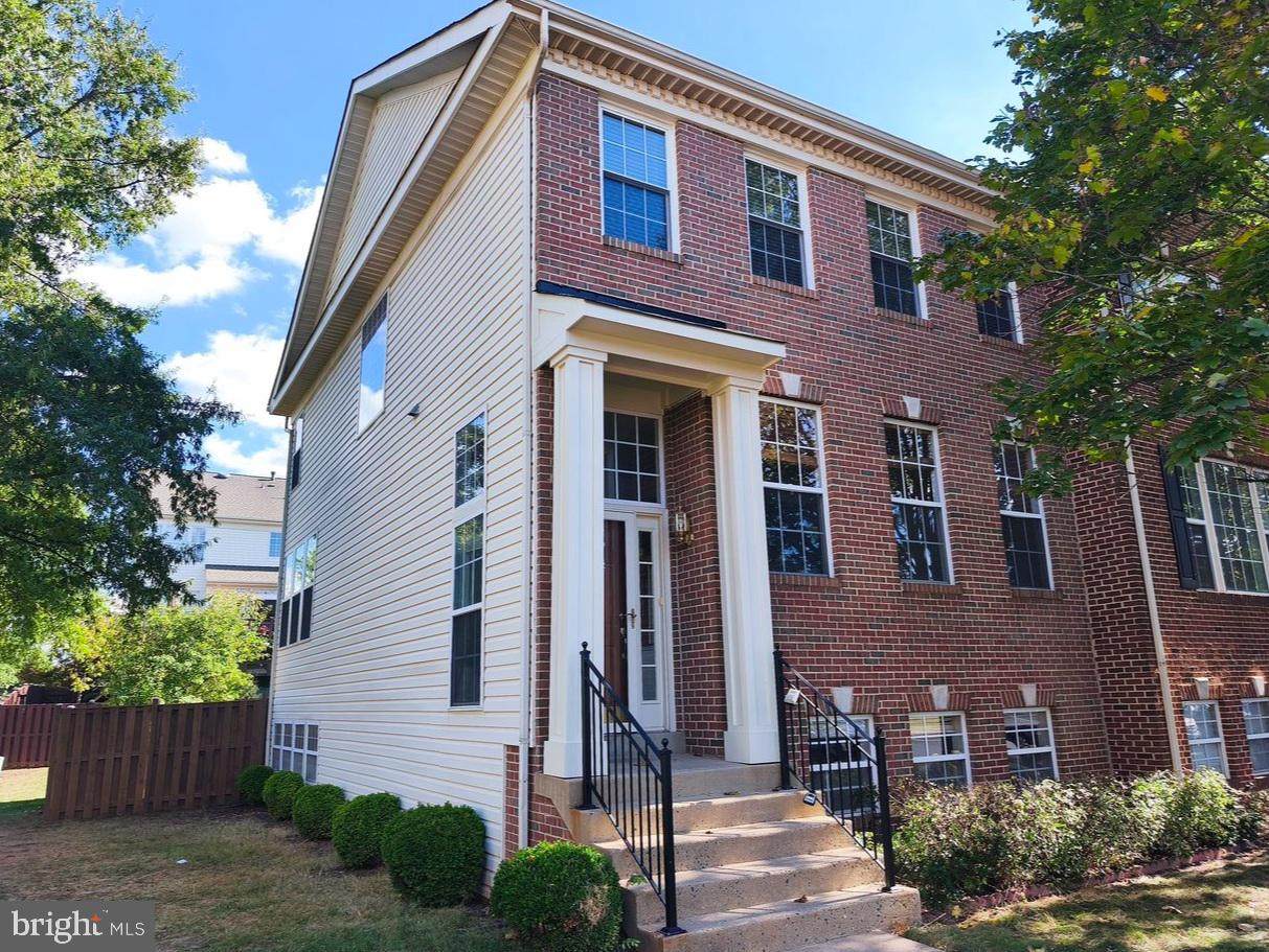 21100 Joseph Terrace - Photo 1