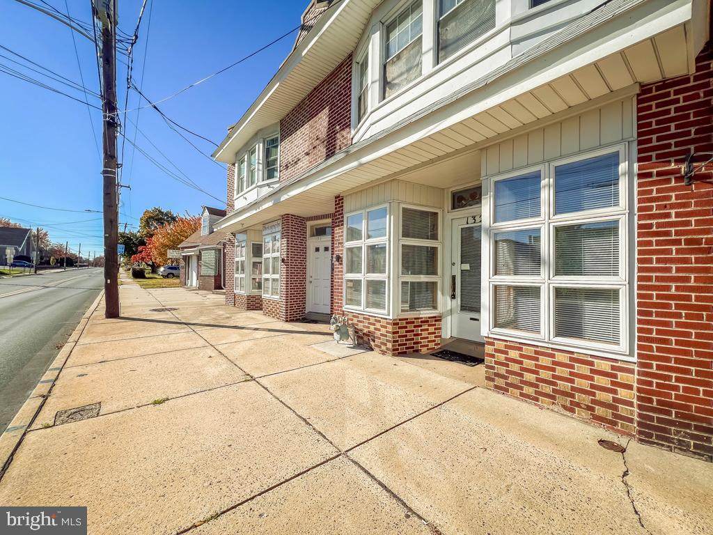 136 Bellevue Avenue - Photo 1