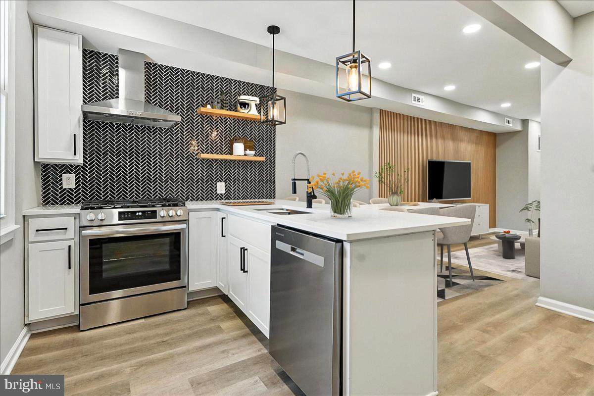 2613 Franklin Street - Photo 1