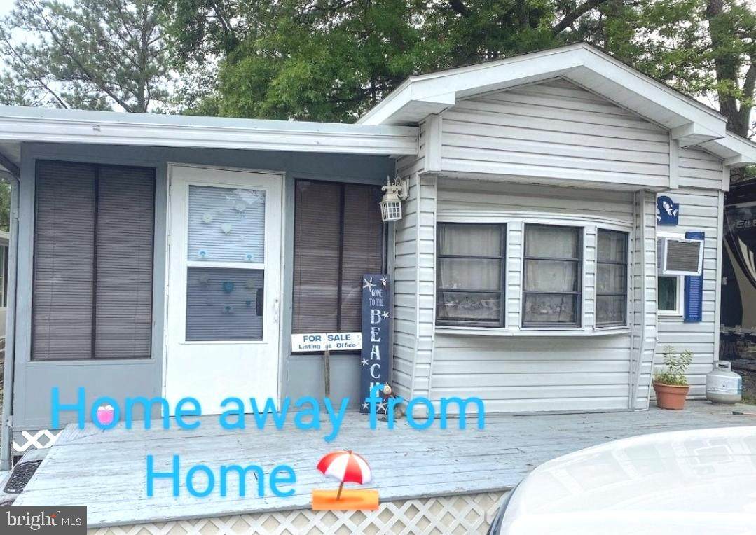  111 BEACH HARBOR F - Photo 1