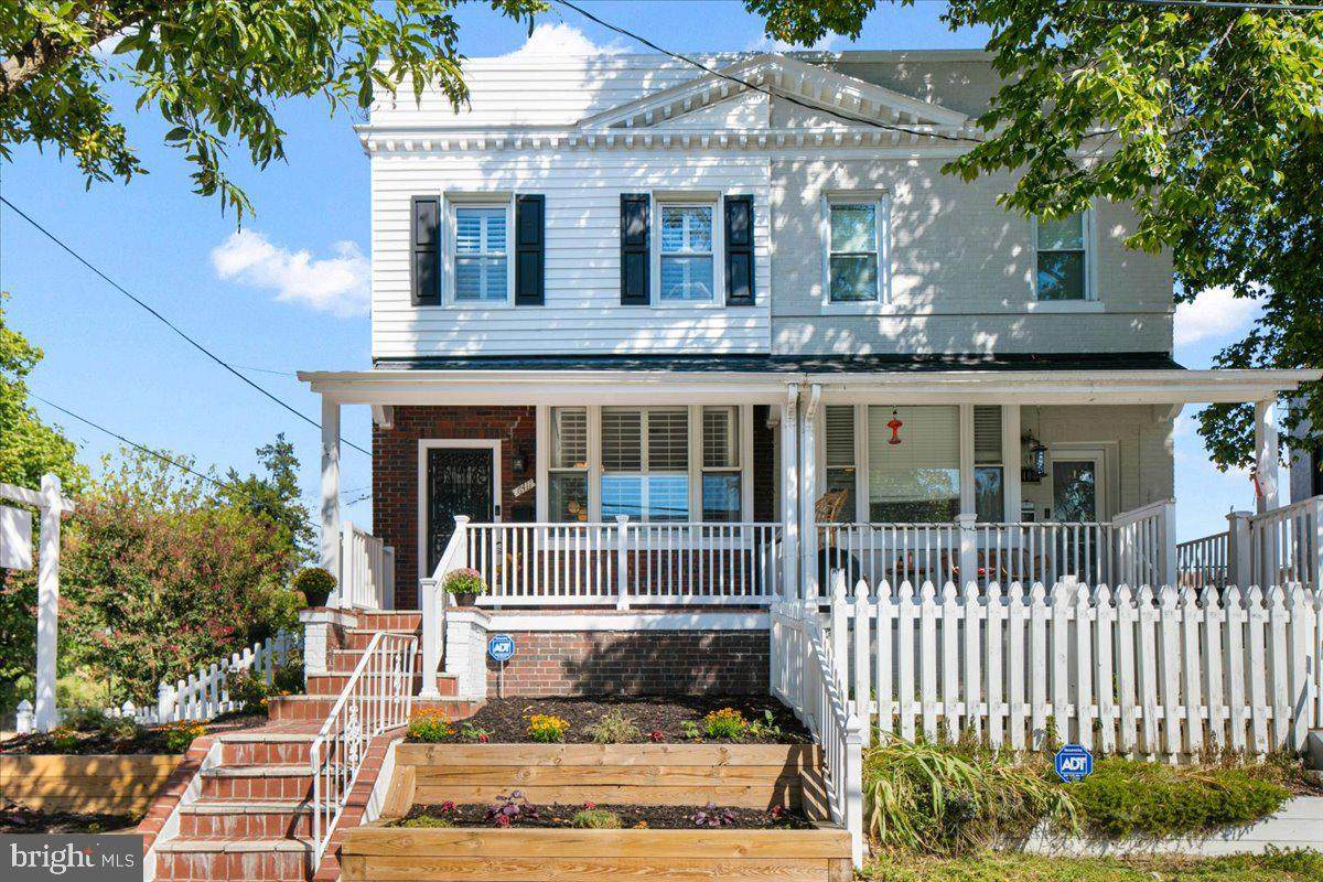 6411 7TH Street - Photo 1