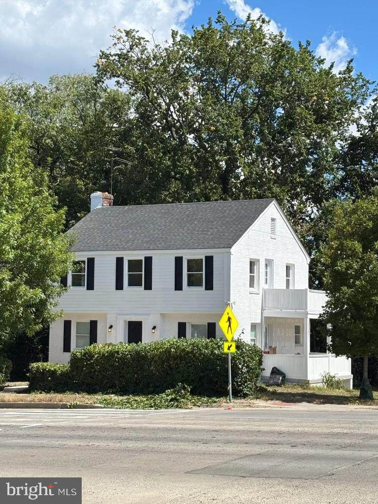 5901 New Hampshire Avenue - Photo 1