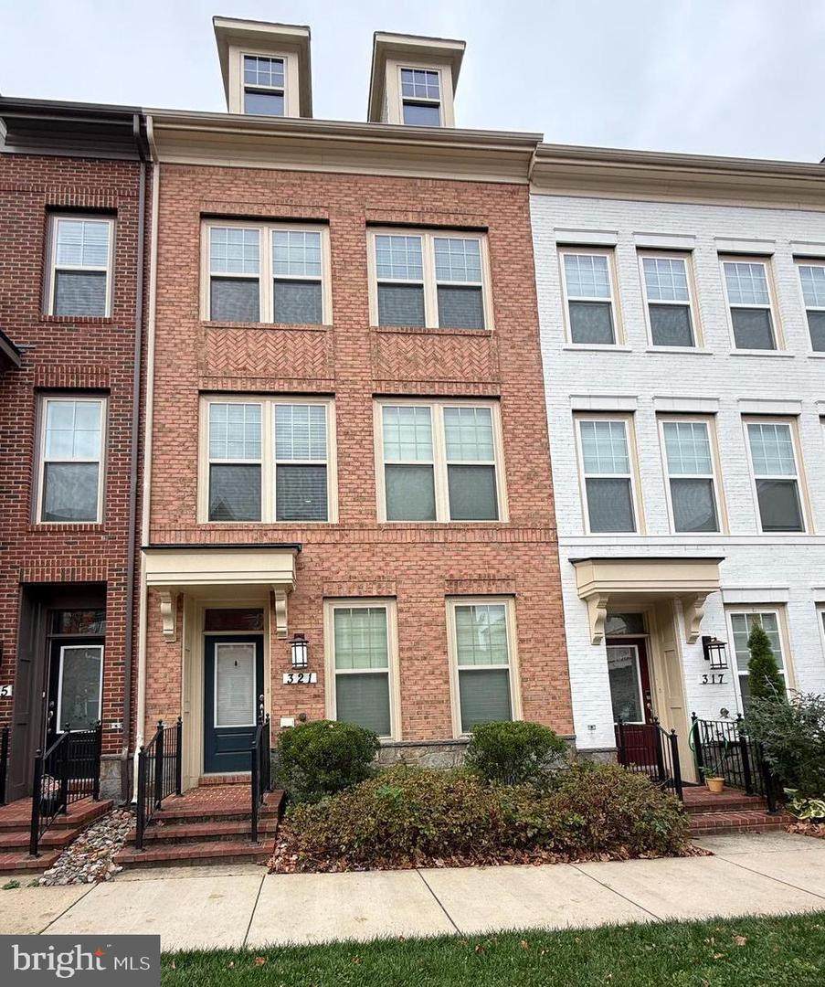 321 Hendrix Avenue - Photo 1