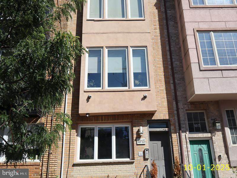 1815-00 Bainbridge Street - Photo 1