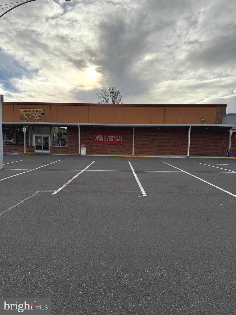 8720 New Falls Rd - Photo 1