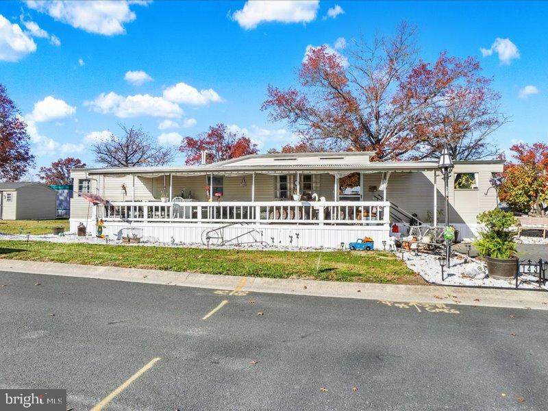 143 Pawnee Avenue - Photo 1