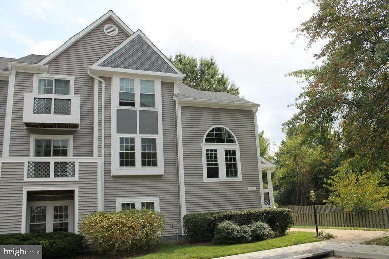 12926-B Grays Pointe Road - Photo 1