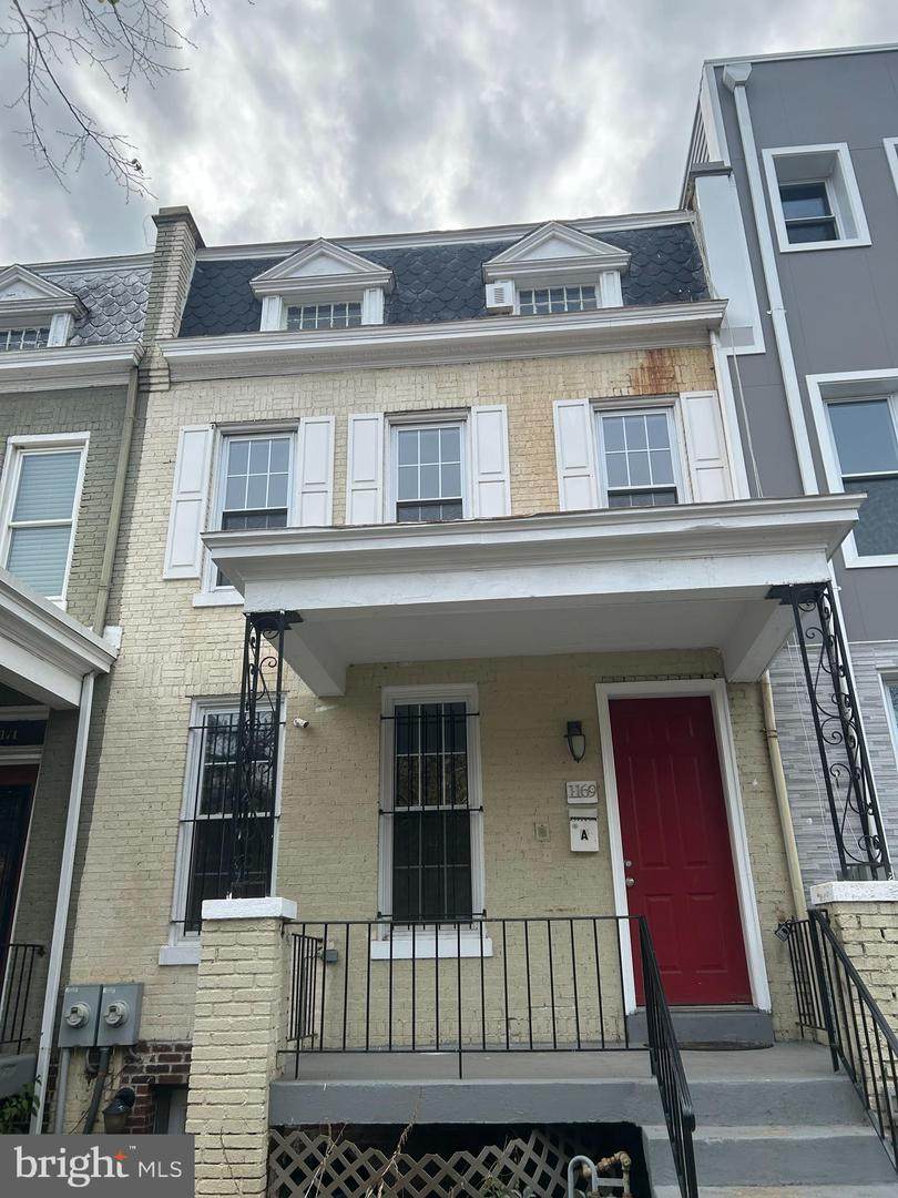 1169 Morse Street - Photo 1