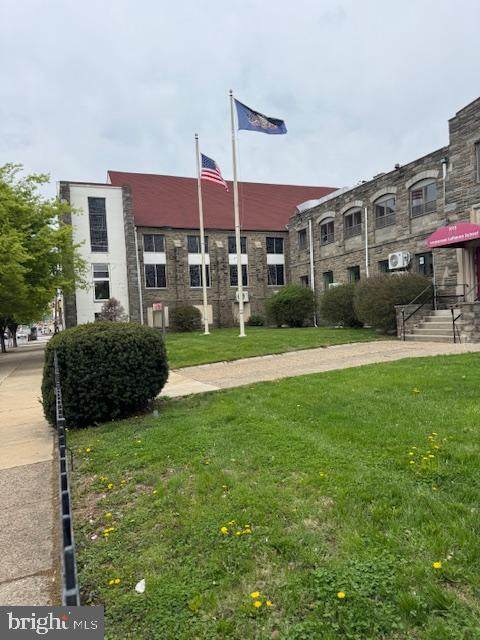 1013 Cottman - Photo 1