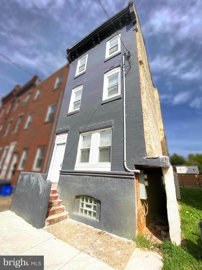 915 Dauphin Street - Photo 1