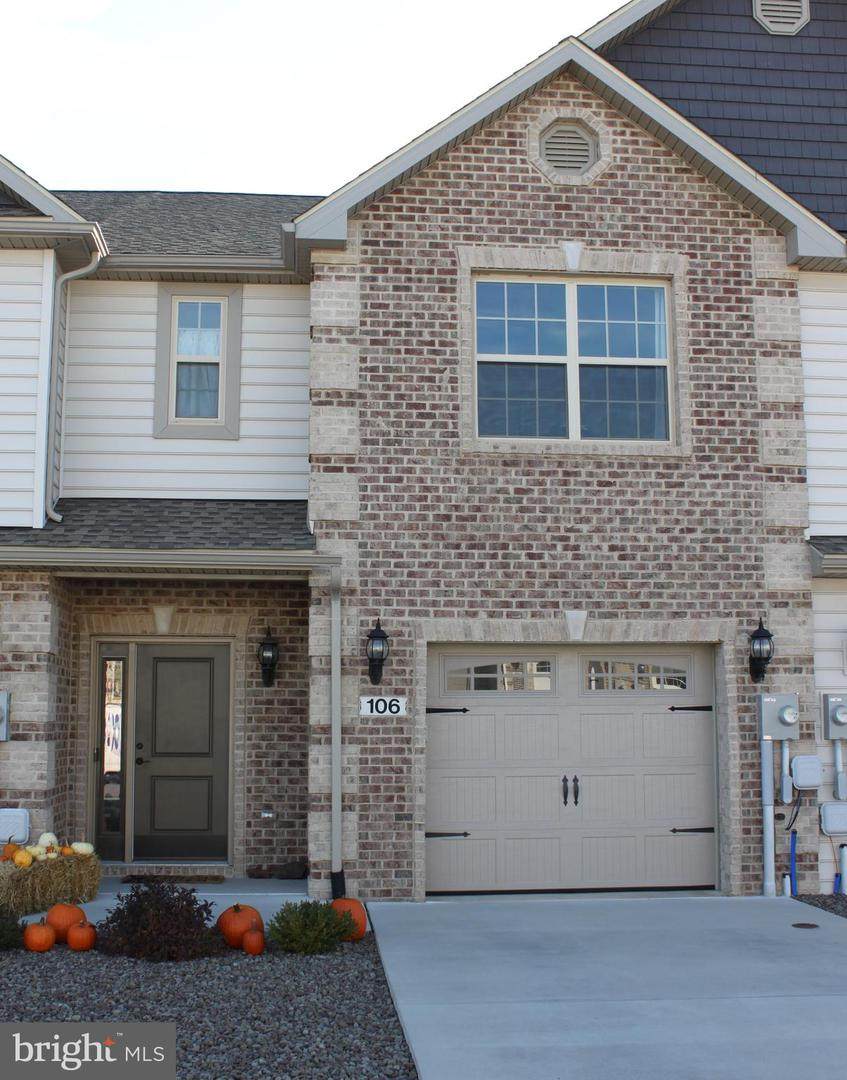 106 Delano Drive - Photo 1