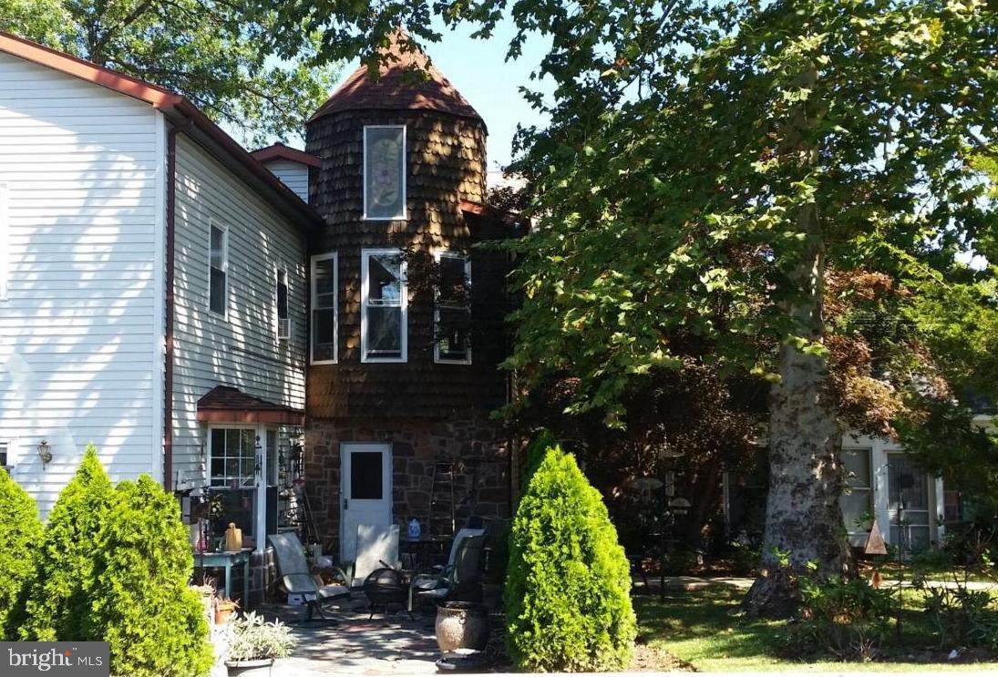 1620 Main Street - Photo 1