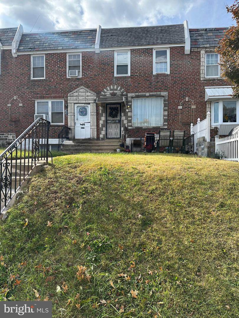 1606 Benner Street - Photo 1