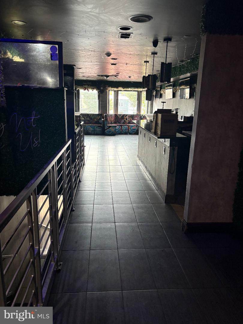 1242 H Street - Photo 1