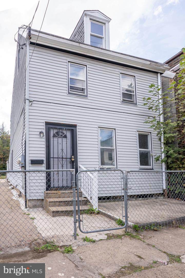 1348 Sellers Street - Photo 1