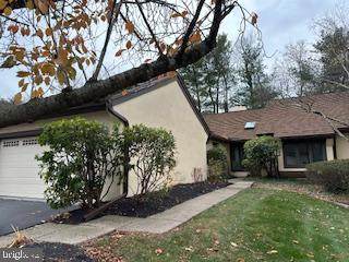 6 Steeplechase Lane - Photo 1