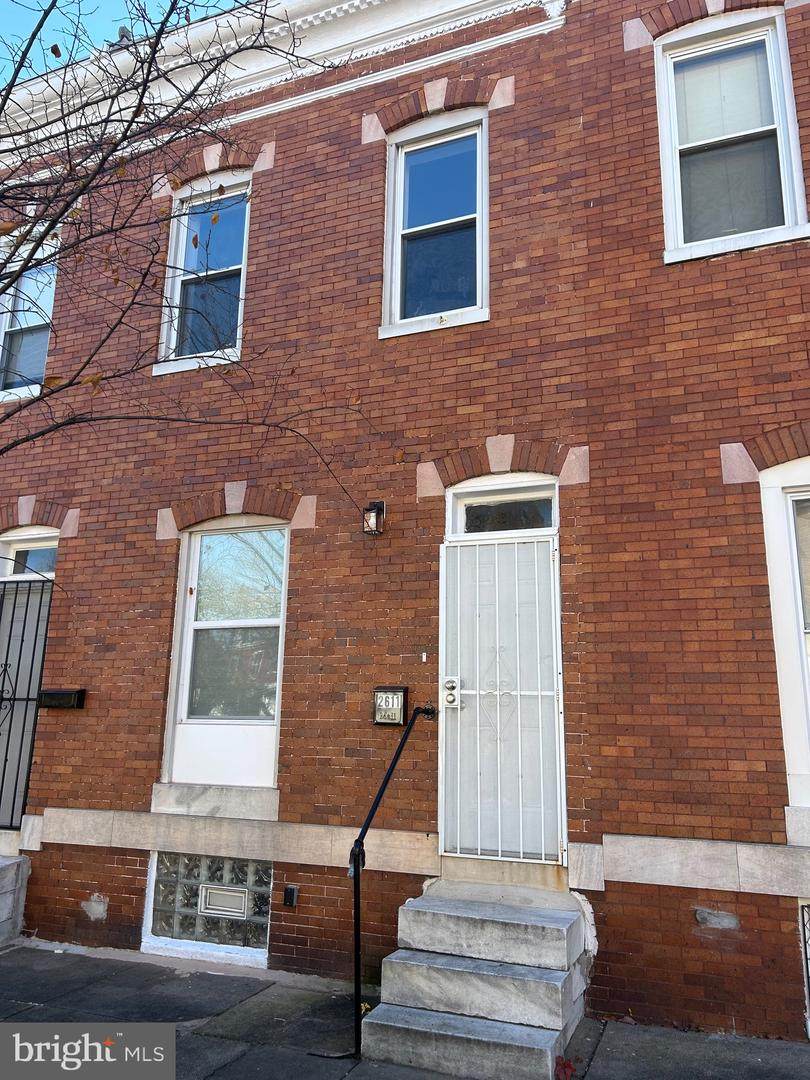 2611 Fairmount Avenue - Photo 1