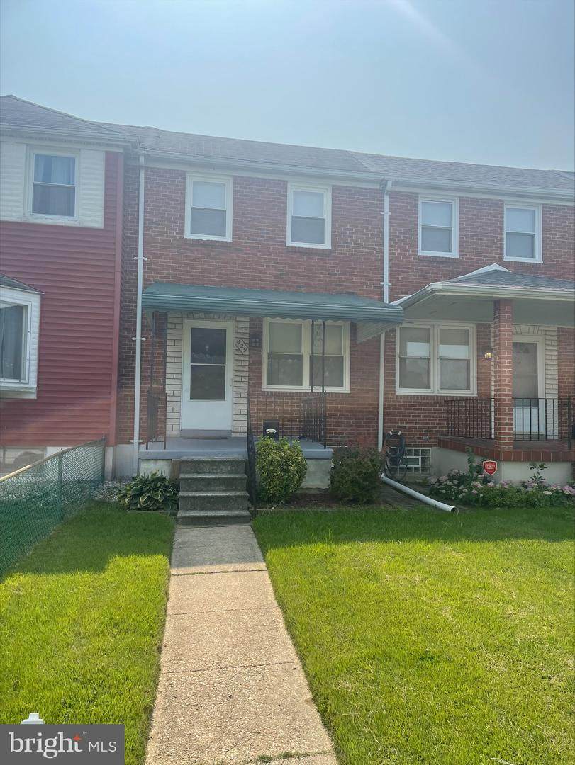 429 Oakwood Road - Photo 1