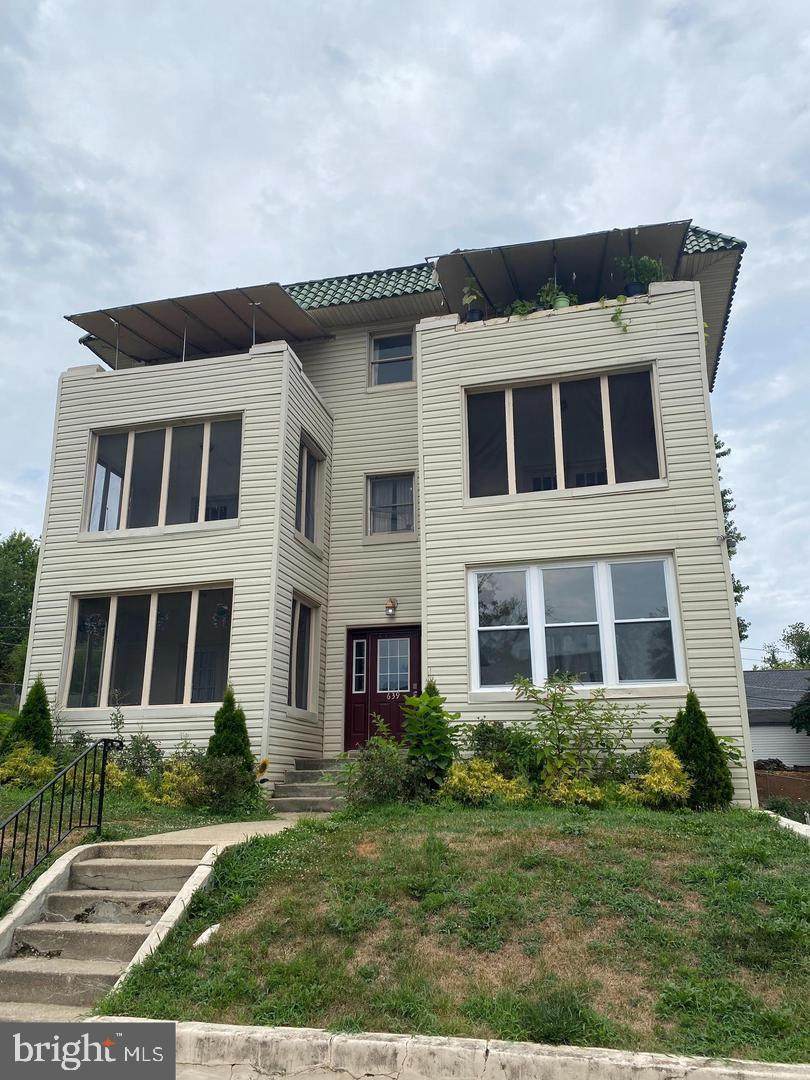 639 Plymouth Road - Photo 1