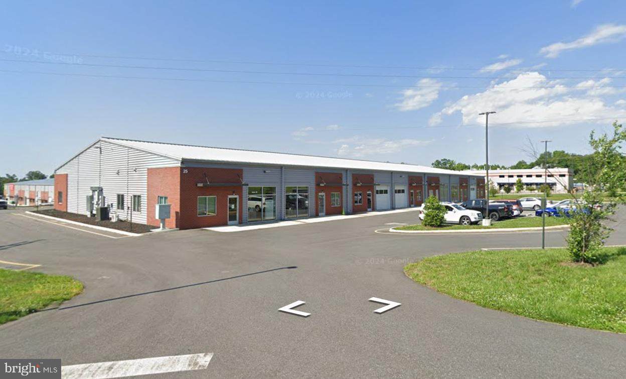 25 Centreport Parkway - Photo 1