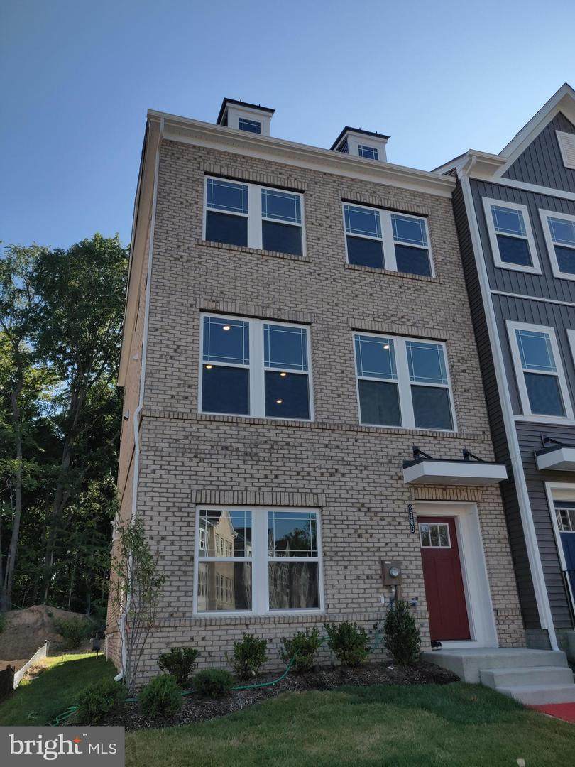 2766 Bridgewater Drive - Photo 1