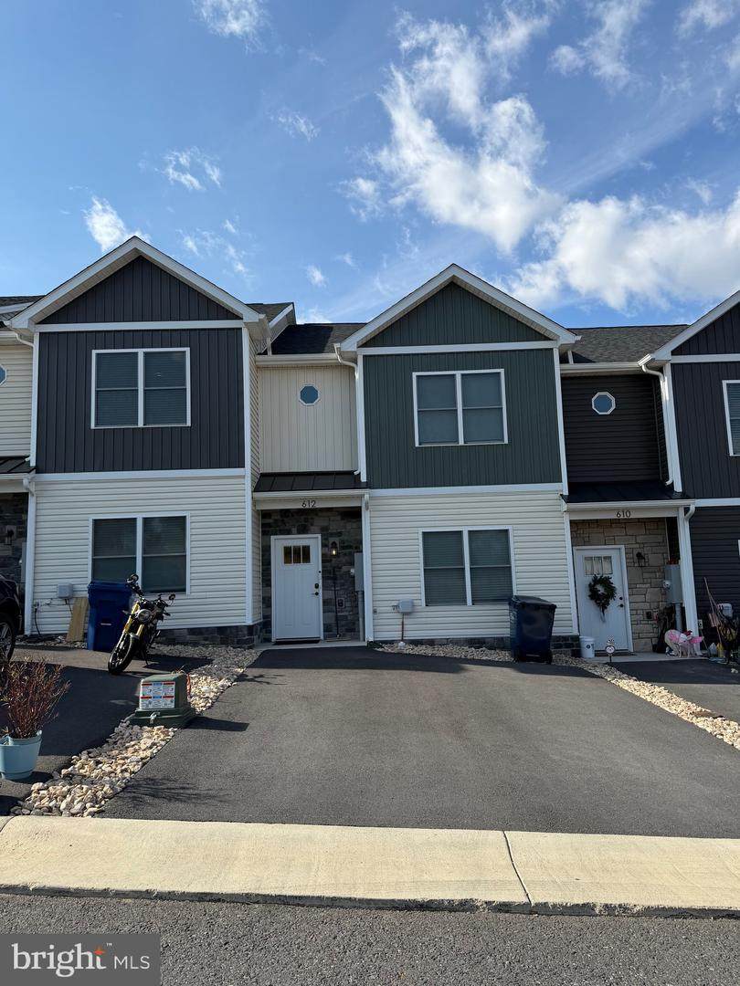 612 Zephyr Drive - Photo 1