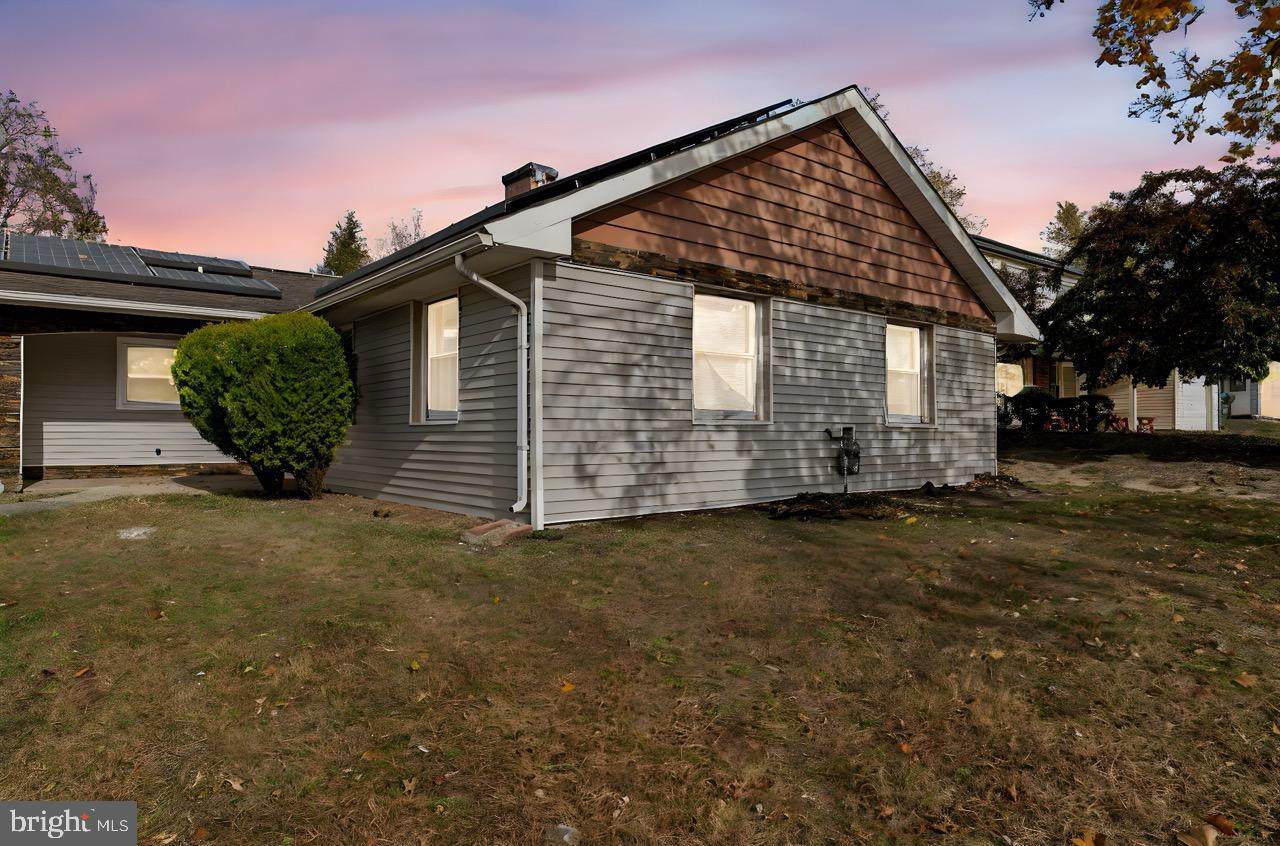 5 Burgess Lane - Photo 1