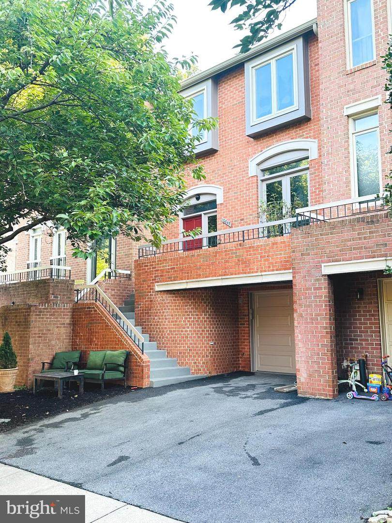 10847 Whiterim Drive - Photo 1