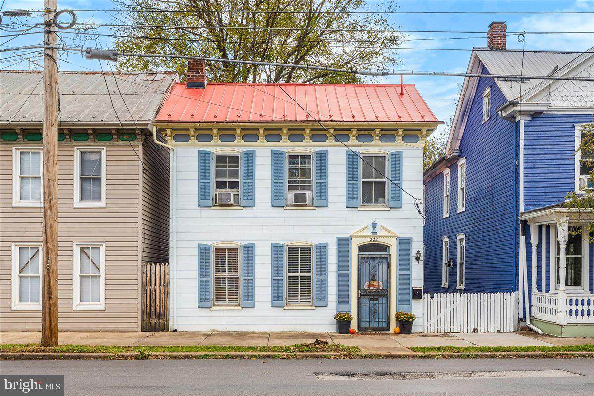 222 Raleigh Street - Photo 1