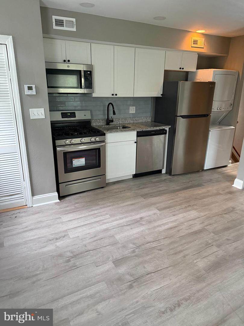 110 P Street - Photo 1