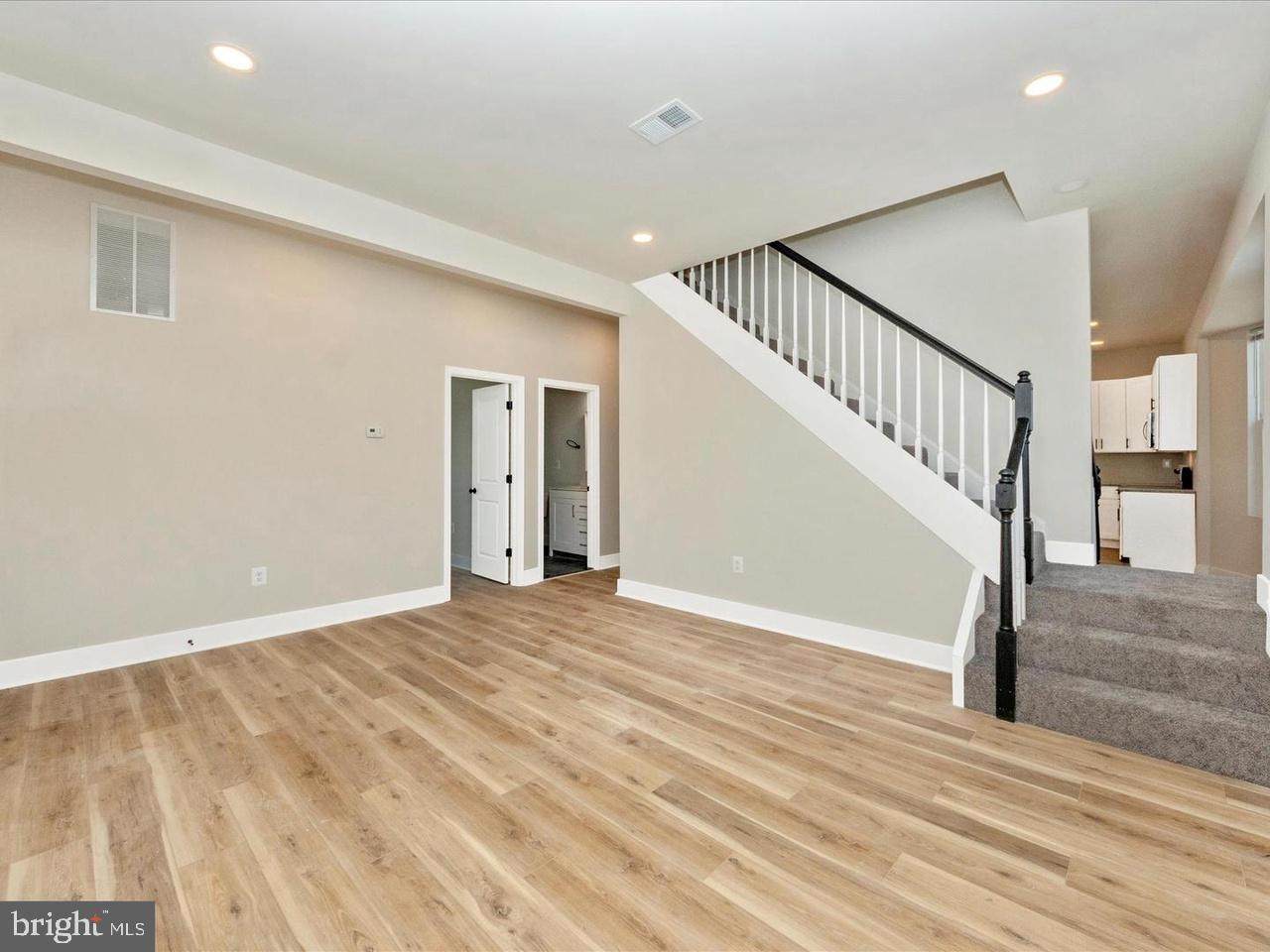 2919 Woodland Avenue - Photo 1