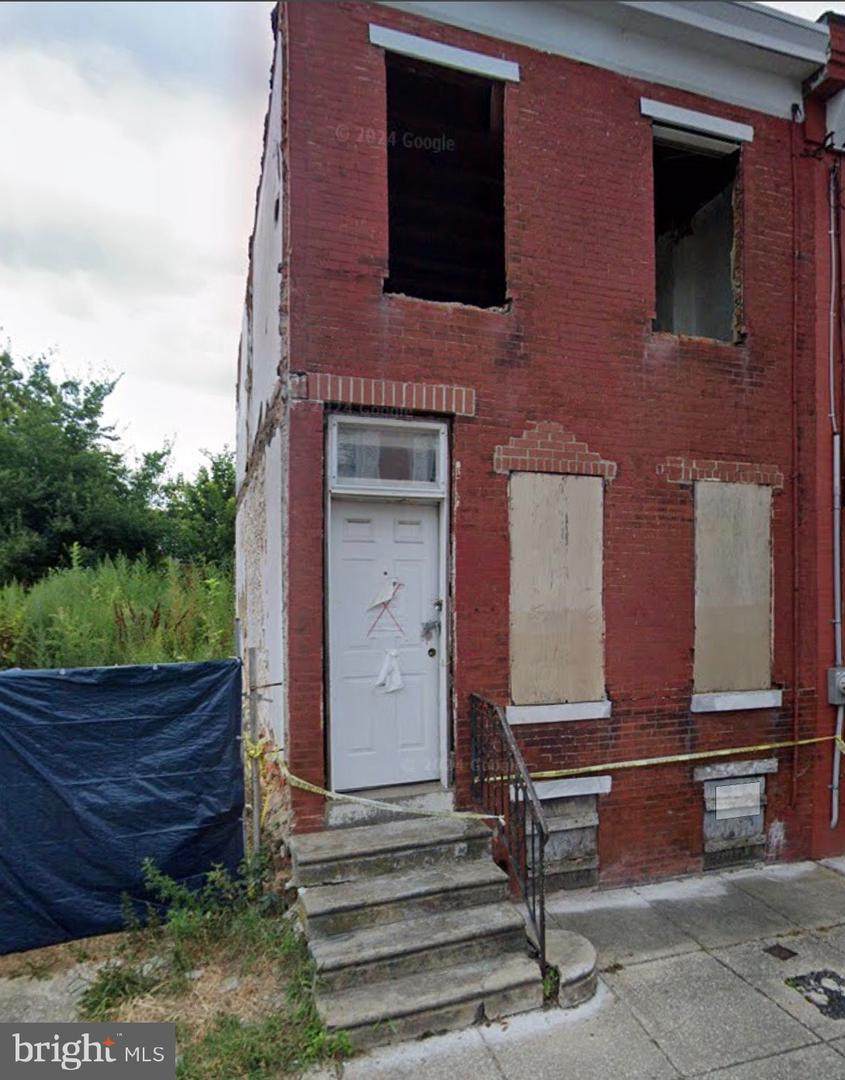 4960 Kershaw Street - Photo 1