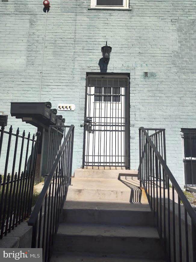 4230 6TH Street - Photo 1