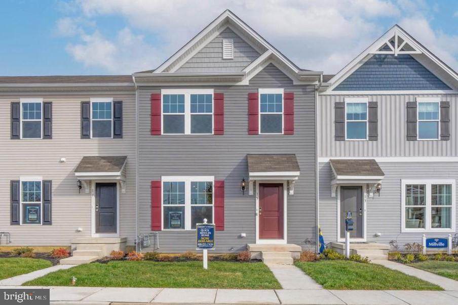 34 Whitaker Court - Photo 1