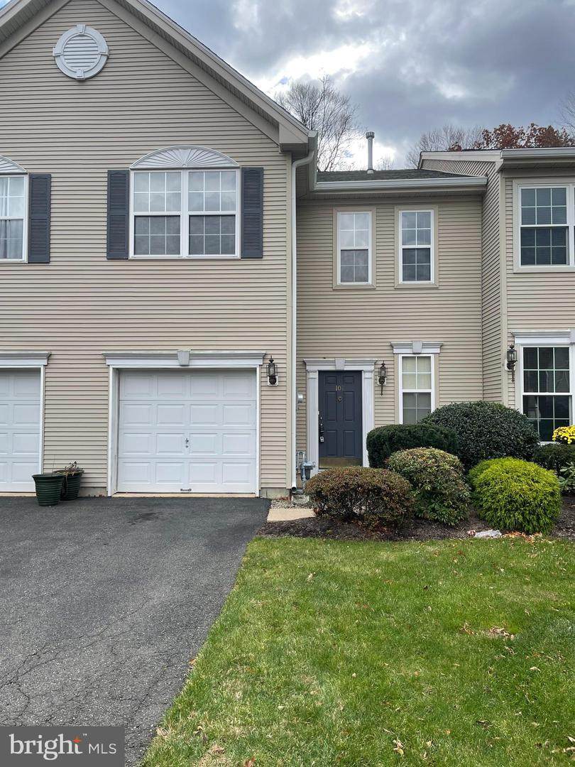 107 Warwick Road - Photo 1