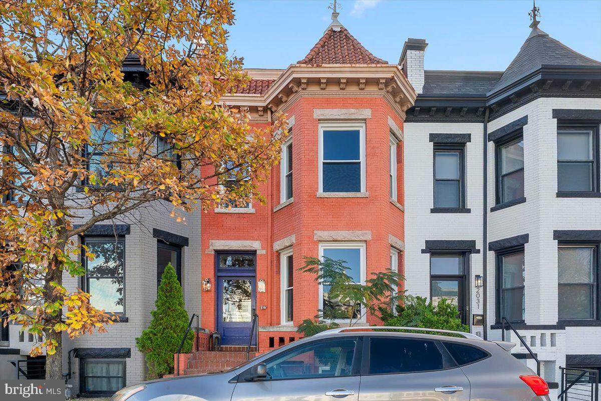 2033 North Capitol Street - Photo 1