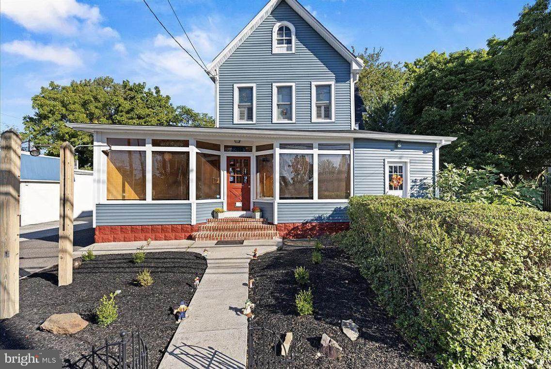 209 Evesham Avenue - Photo 1