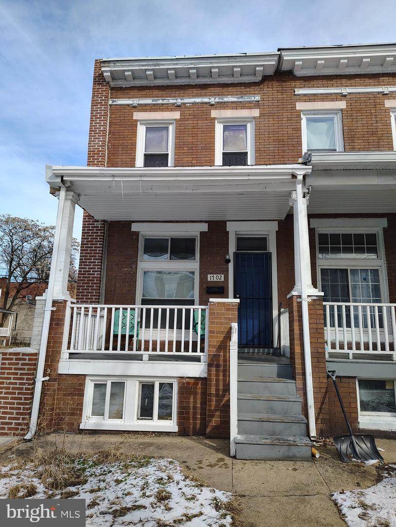 1702 Montpelier Street - Photo 1