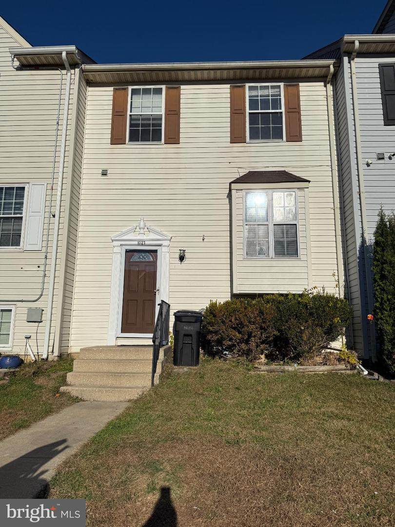 1027 Pirates Court - Photo 1