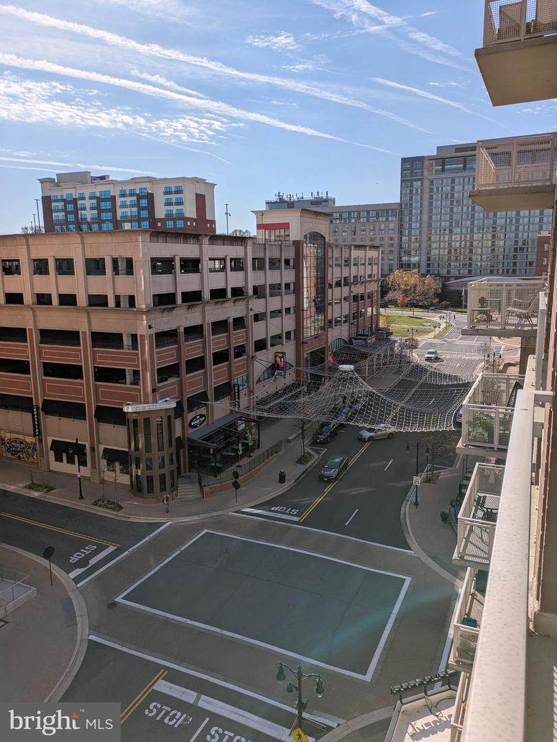 157 Fleet Street - Photo 1