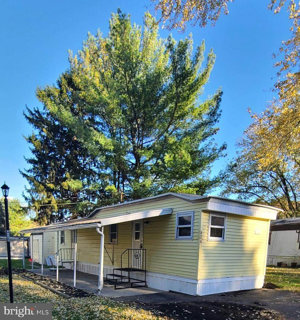 426 Clover Drive - Photo 1