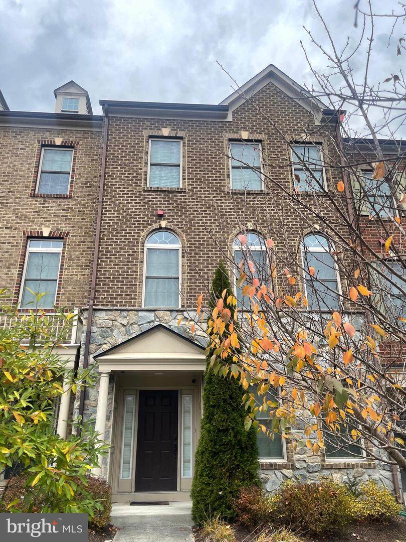 7413 Matapan Drive - Photo 1