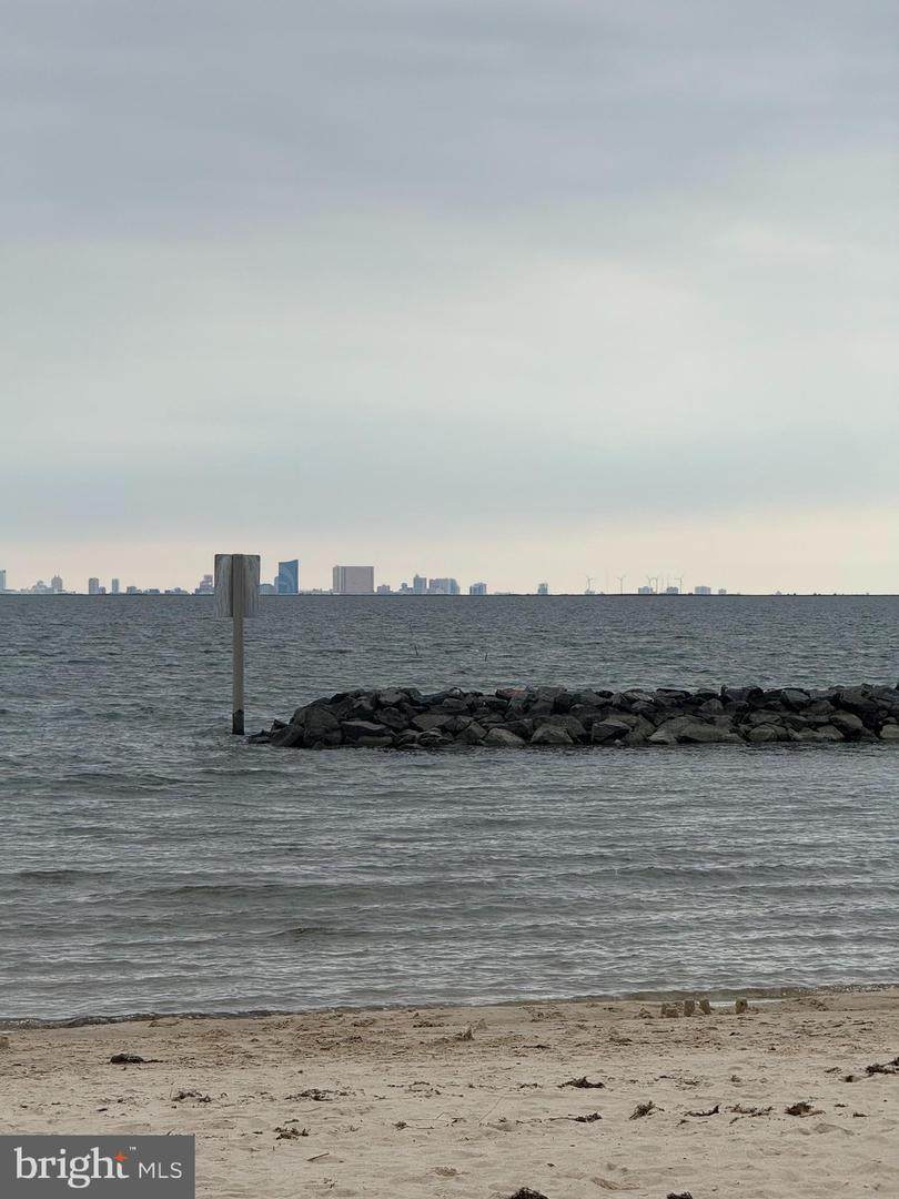 1427 Radio Road - Photo 1